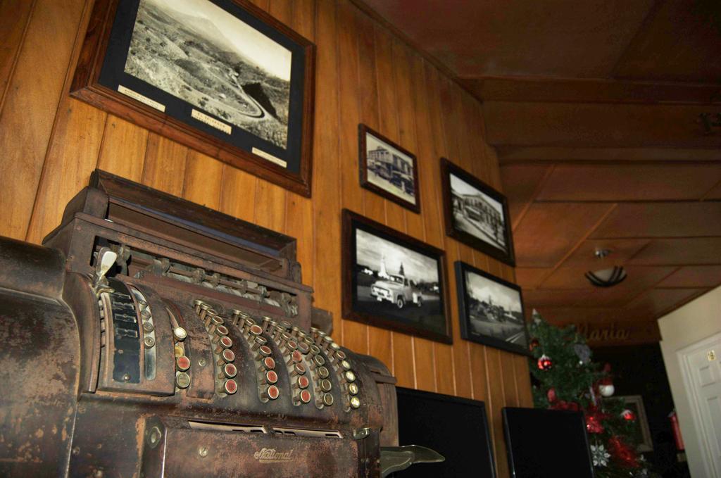 Hotel Meson De Maria Antiguo Cuscatlan ภายนอก รูปภาพ