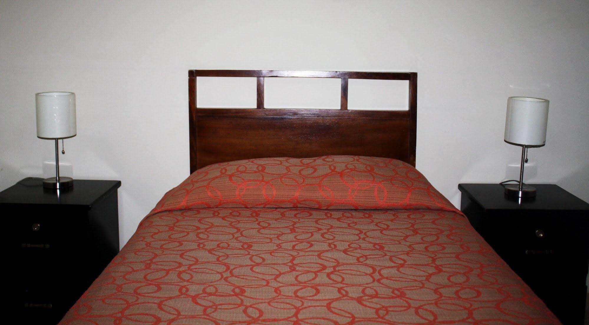 Hotel Meson De Maria Antiguo Cuscatlan ภายนอก รูปภาพ